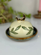 Load image into Gallery viewer, #18* Luna Moth & Vine Butter Dome