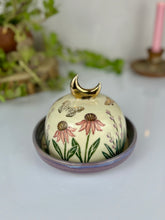 Load image into Gallery viewer, #19 Echinacea &amp; Lavender Butter Dome

