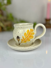 Load image into Gallery viewer, #37 Fall Oak Teacup

