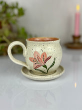 Load image into Gallery viewer, #35 Lily Cappuccino Cup + Lid
