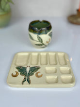 Load image into Gallery viewer, #31 Luna Moth Paint Palette
