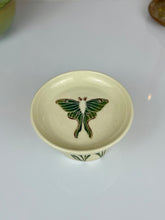 Load image into Gallery viewer, #20 Luna Moth &amp; Poppy Cat Dish
