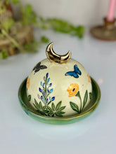 Load image into Gallery viewer, #21 Lupine &amp; Poppy Butter Dome

