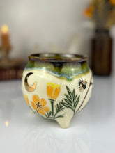 Load image into Gallery viewer, #63 Pollinator Garden Cauldron Mug

